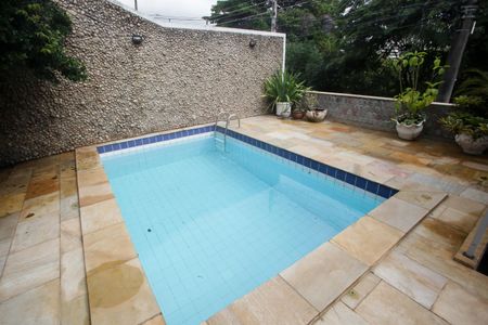 Casa à venda com 400m², 4 quartos e 3 vagasPiscina