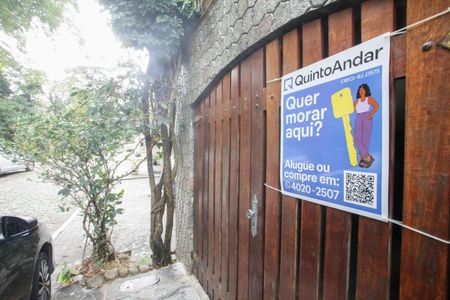 Casa à venda com 400m², 4 quartos e 3 vagasPlaquinha