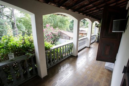 Casa à venda com 400m², 4 quartos e 3 vagasVaranda da Suíte 1