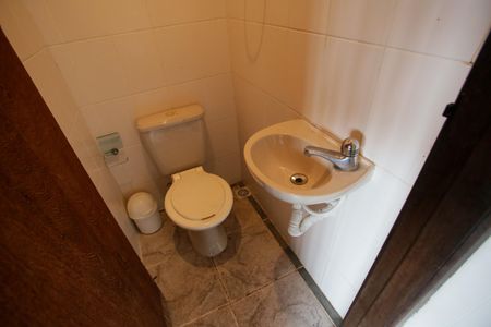 Casa à venda com 400m², 4 quartos e 3 vagasBanheiro de Serviço