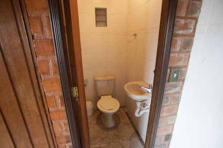 Casa à venda com 400m², 4 quartos e 3 vagasBanheiro de Serviço