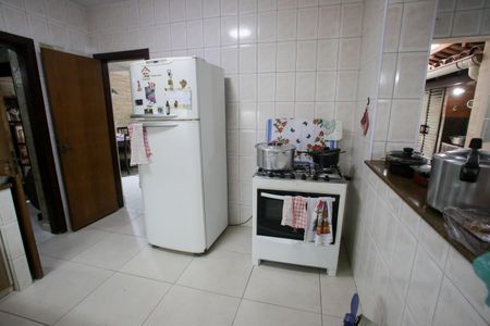 Casa à venda com 400m², 4 quartos e 3 vagasCozinha