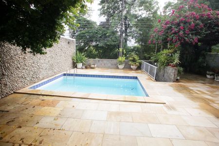 Casa à venda com 400m², 4 quartos e 3 vagasPiscina