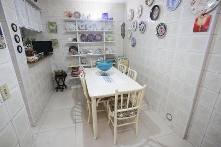 Casa à venda com 400m², 4 quartos e 3 vagasCopa