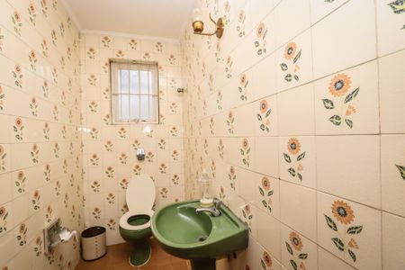 Casa para alugar com 524m², 6 quartos e 4 vagasBanheiro do Salão de festas