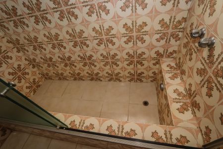 Casa para alugar com 524m², 6 quartos e 4 vagasBanheiro da Suite 4