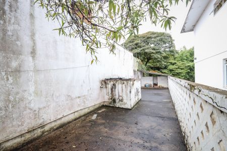 Casa para alugar com 524m², 6 quartos e 4 vagasQuintal