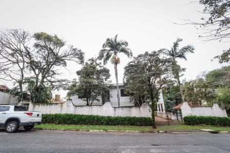 Casa para alugar com 524m², 6 quartos e 4 vagasFachada da Casa