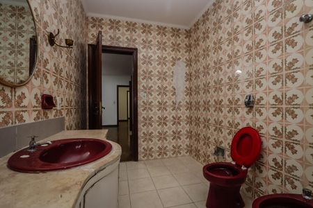 Casa para alugar com 524m², 6 quartos e 4 vagasBanheiro da Suite 4