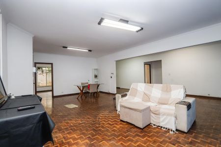 Casa para alugar com 524m², 6 quartos e 4 vagasSala