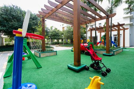 Apartamento à venda com 105m², 2 quartos e 2 vagasÁrea comum - Playground 1