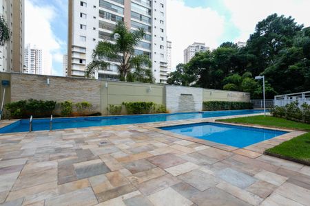 Apartamento à venda com 105m², 2 quartos e 2 vagasÁrea comum - Piscina