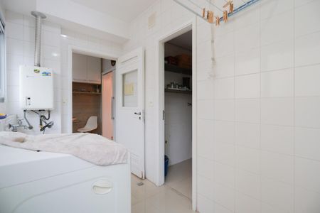 Apartamento à venda com 105m², 2 quartos e 2 vagasÁrea de serviço
