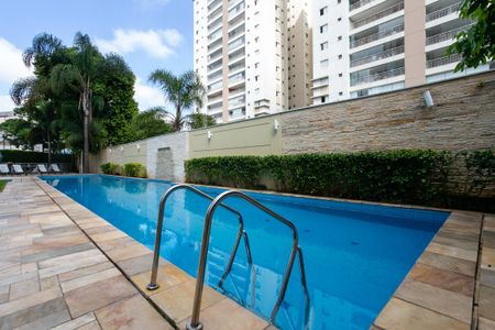 Apartamento à venda com 105m², 2 quartos e 2 vagasÁrea comum - Piscina