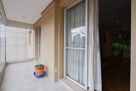 Apartamento à venda com 105m², 2 quartos e 2 vagasVaranda da Sala