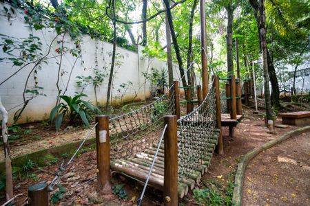 Apartamento à venda com 105m², 2 quartos e 2 vagasÁrea comum - Playground 2