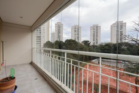 Apartamento à venda com 105m², 2 quartos e 2 vagasVaranda da Sala