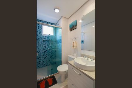 Apartamento à venda com 105m², 2 quartos e 2 vagasBanheiro social