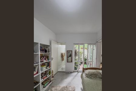 Casa à venda com 160m², 3 quartos e 2 vagas