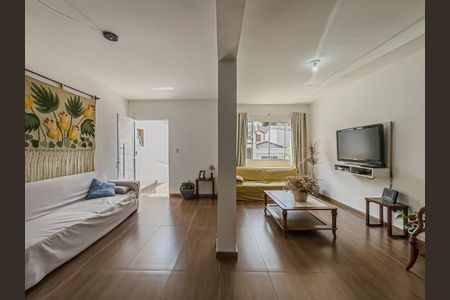 Casa à venda com 160m², 3 quartos e 2 vagas