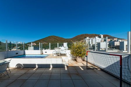 Apartamento à venda com 300m², 5 quartos e 3 vagasÁrea comum