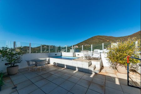 Apartamento à venda com 300m², 5 quartos e 3 vagasÁrea comum