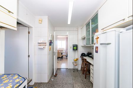 Apartamento à venda com 300m², 5 quartos e 3 vagasCozinha