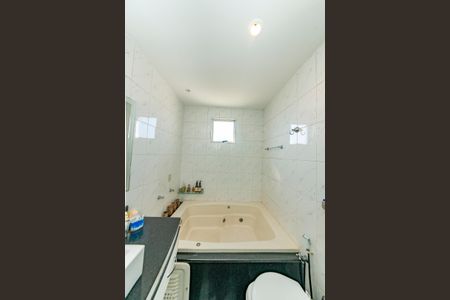 Apartamento à venda com 300m², 5 quartos e 3 vagasBanheiro da Suíte