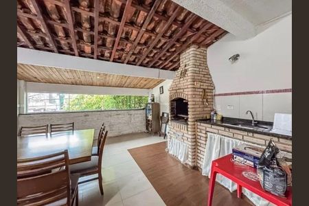 Casa à venda com 250m², 5 quartos e 2 vagas