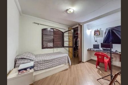 Casa à venda com 250m², 5 quartos e 2 vagas
