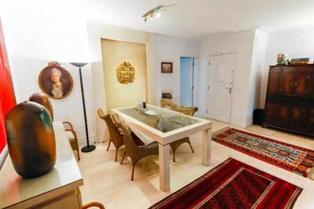 Apartamento à venda com 152m², 4 quartos e 3 vagasFoto 01