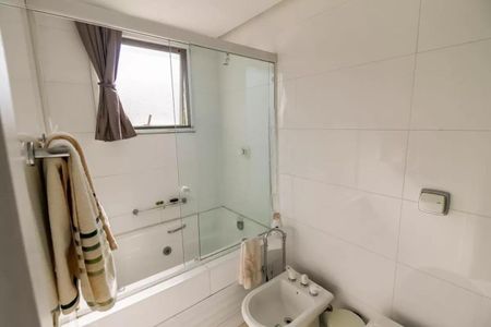 Apartamento à venda com 152m², 4 quartos e 3 vagasFoto 01