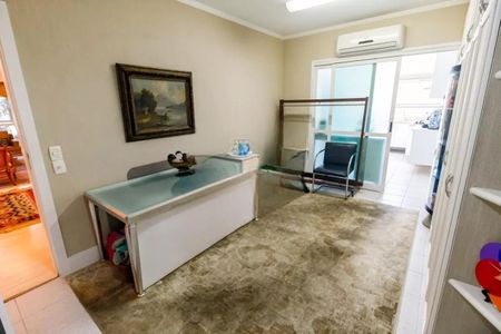 Apartamento à venda com 152m², 4 quartos e 3 vagasFoto 01
