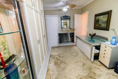 Apartamento à venda com 152m², 4 quartos e 3 vagasFoto 01