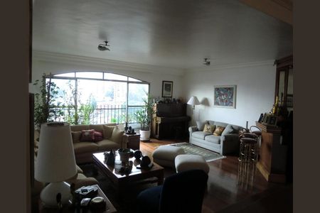 Apartamento à venda com 204m², 4 quartos e 4 vagasFoto 05