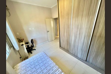 Apartamento à venda com 195m², 5 quartos e 1 vagaQuarto 2