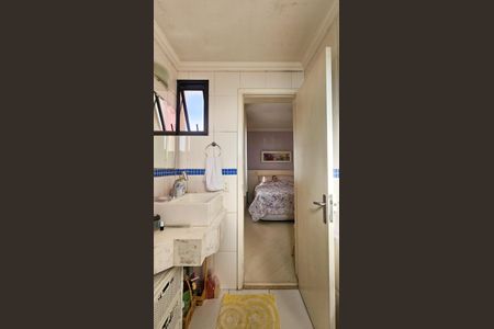 Apartamento à venda com 114m², 3 quartos e 3 vagas Apartamento à venda com 114m², 3 quartos e 3 vagasBanheiro de Serviço