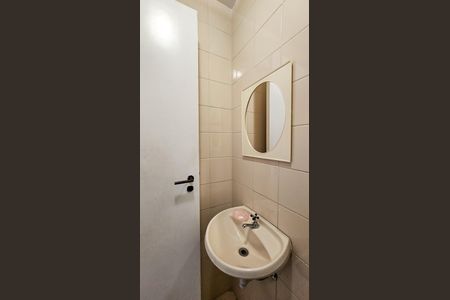 Apartamento à venda com 114m², 3 quartos e 3 vagas Apartamento à venda com 114m², 3 quartos e 3 vagasBanheiro 1