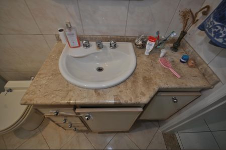 Casa à venda com 147m², 3 quartos e 2 vagasBanheiro Social