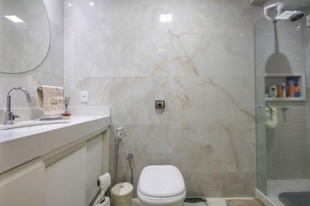 Apartamento à venda com 68m², 2 quartos e sem vagaBanheiro