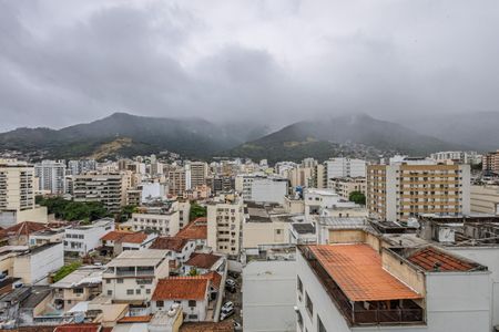Apartamento à venda com 68m², 2 quartos e sem vagaÁrea de Serviço Vista