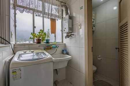 Apartamento à venda com 68m², 2 quartos e sem vagaÁrea de Serviço