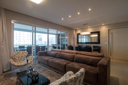 Apartamento para alugar com 146m², 4 quartos e 3 vagasSala