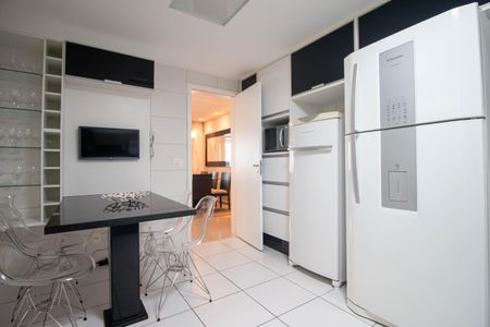 Apartamento para alugar com 146m², 4 quartos e 3 vagasCozinha