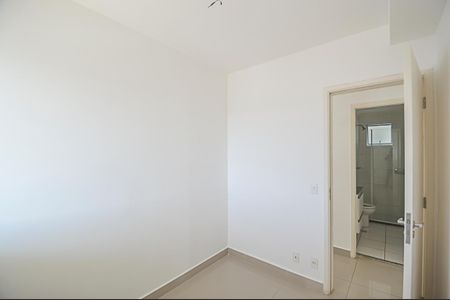 Apartamento à venda com 84m², 3 quartos e 2 vagasQuarto 2