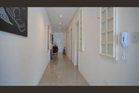 Apartamento para alugar com 230m², 2 quartos e 1 vagaCorredor