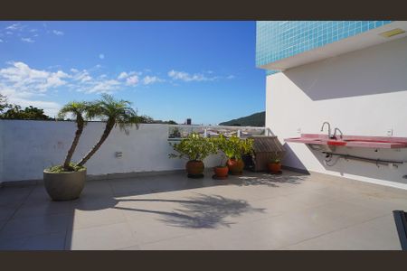 Apartamento para alugar com 230m², 2 quartos e 1 vagaTerraço