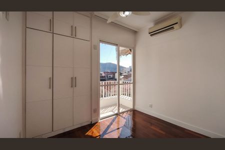Apartamento à venda com 80m², 2 quartos e 1 vaga Apartamento à venda com 80m², 2 quartos e 1 vagaQuarto 2