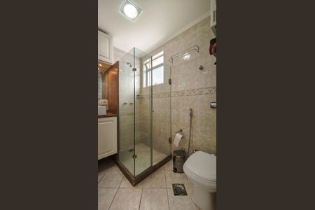 Apartamento à venda com 80m², 2 quartos e 1 vaga Apartamento à venda com 80m², 2 quartos e 1 vagaBanheiro Social