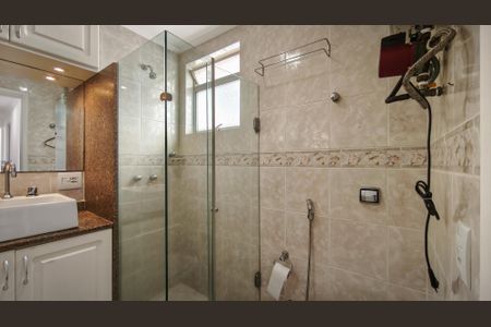 Apartamento à venda com 80m², 2 quartos e 1 vaga Apartamento à venda com 80m², 2 quartos e 1 vagaBanheiro Social